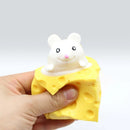 Squish Cheese Mouse – Brinquedo Anti-stress Divertido e Macio!